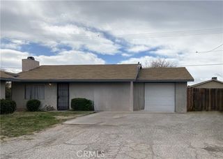 21061 Nisqually Road C, Apple Valley, CA 92308