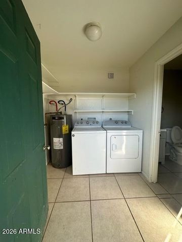 6046 W TOWNLEY Avenue, Glendale, AZ 85302