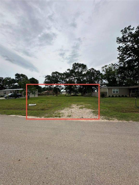 672 Wexford Drive, Conroe, TX 77303