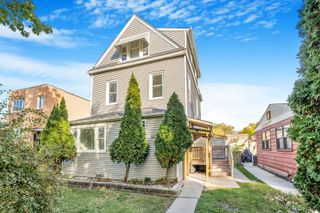 1633 Mcdaniel Avenue, Evanston, IL 60201