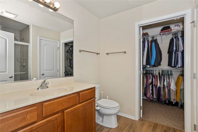 196 Cambridge Drive, West Des Moines, IA 50266