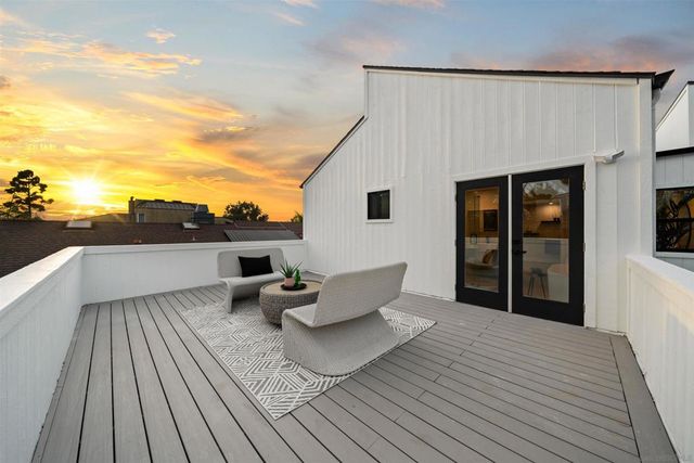 2029 Del Mar Heights Rd, Del Mar, CA 92014