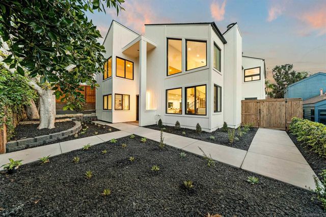 2029 Del Mar Heights Rd, Del Mar, CA 92014