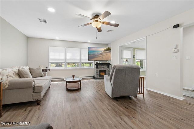 581 Lake Point Drive A, Lakewood, NJ 08701