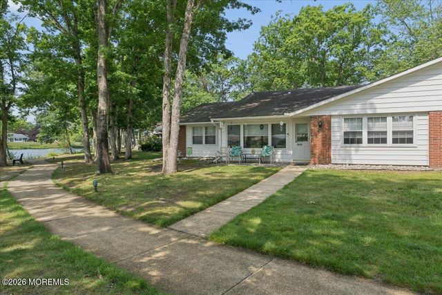 581 Lake Point Drive A, Lakewood, NJ 08701