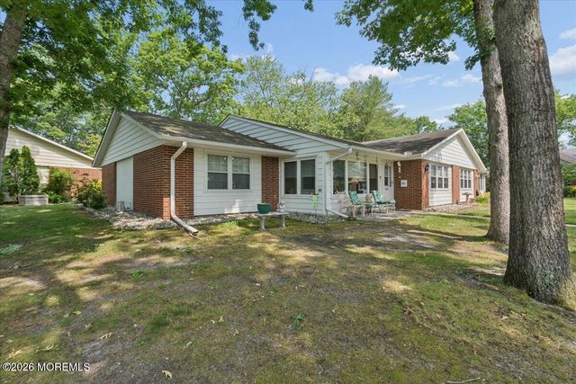 581 Lake Point Drive A, Lakewood, NJ 08701