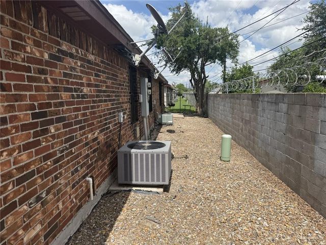108 E 19th Street, Weslaco, TX 78596