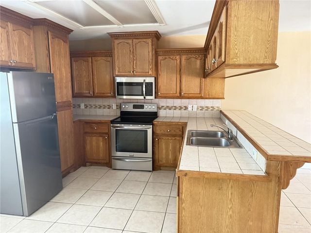 108 E 19th Street, Weslaco, TX 78596