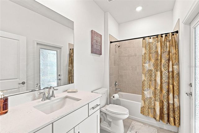 11330 BURGUNDY DRIVE, Venice, FL 34293