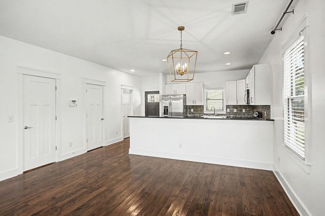 123 Gale Park Ln, Nashville, TN 37204