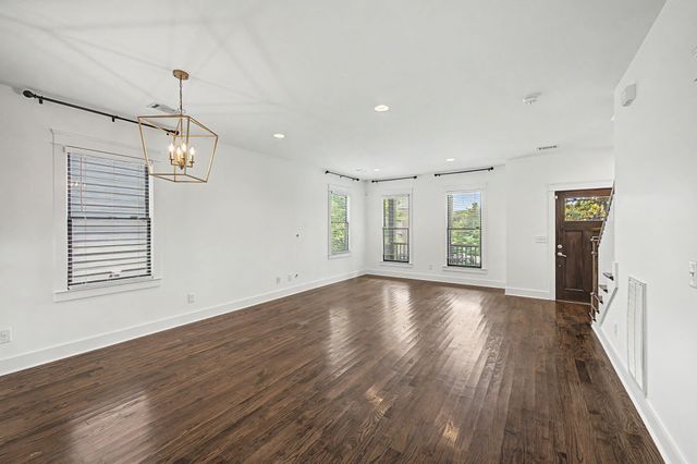 123 Gale Park Ln, Nashville, TN 37204