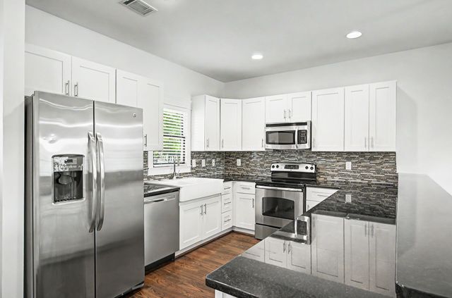 123 Gale Park Ln, Nashville, TN 37204