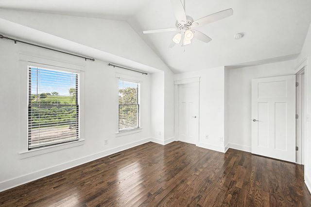 123 Gale Park Ln, Nashville, TN 37204