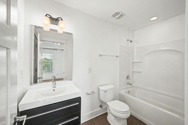 123 Gale Park Ln, Nashville, TN 37204