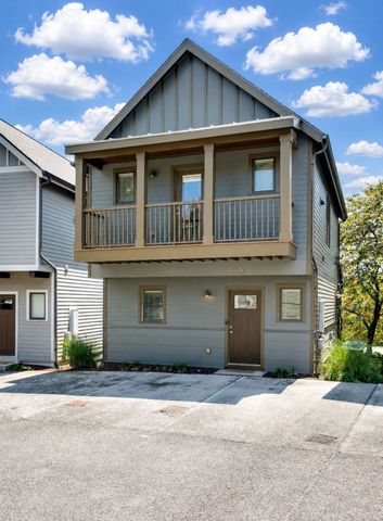 123 Gale Park Ln, Nashville, TN 37204