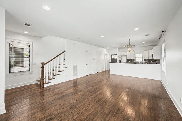 123 Gale Park Ln, Nashville, TN 37204