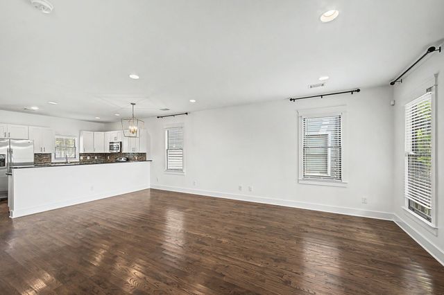 123 Gale Park Ln, Nashville, TN 37204
