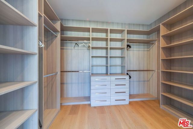610 N STANLEY Avenue, Los Angeles, CA 90036