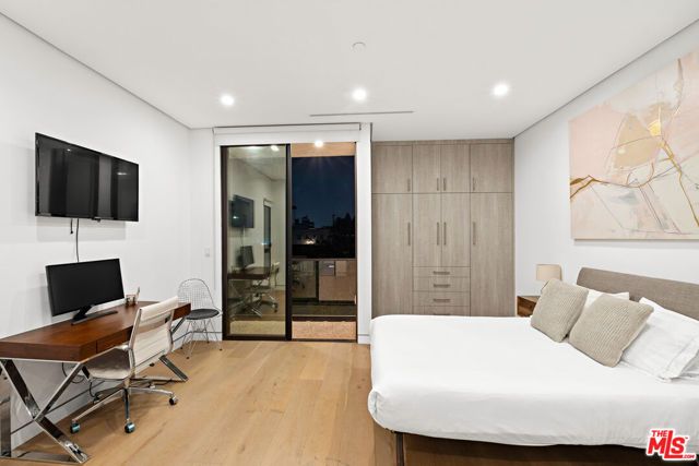 610 N STANLEY Avenue, Los Angeles, CA 90036