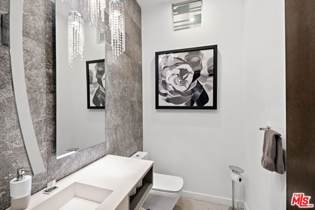 610 N STANLEY Avenue, Los Angeles, CA 90036