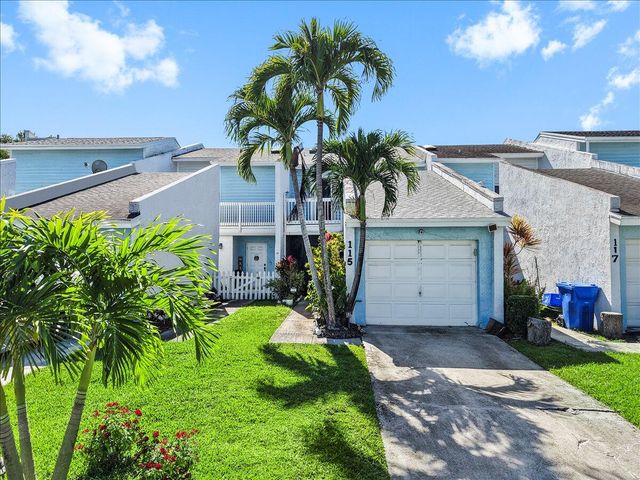 115 Fairway Lane, Royal Palm Beach, FL 33411