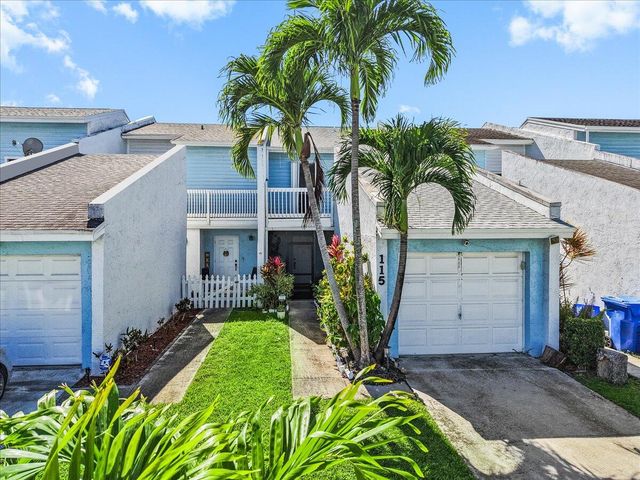 115 Fairway Lane, Royal Palm Beach, FL 33411