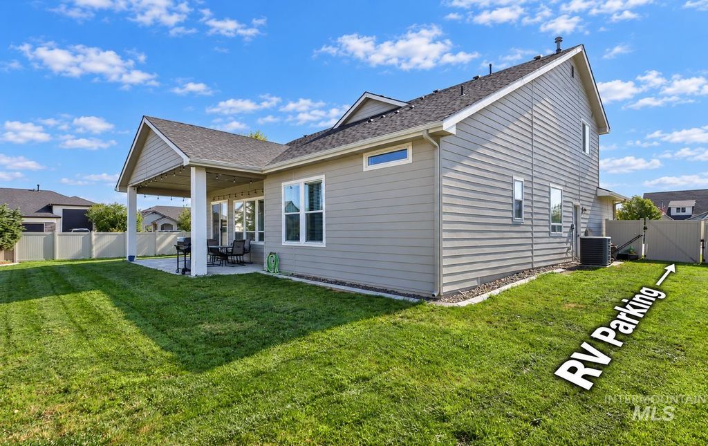 18103 N Timberlake Pl, Nampa, ID 83687 photo 4