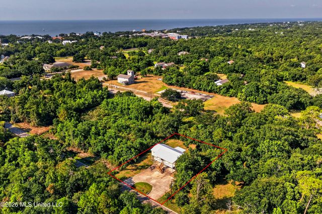 353 Market Street, Pass Christian, MS 39571