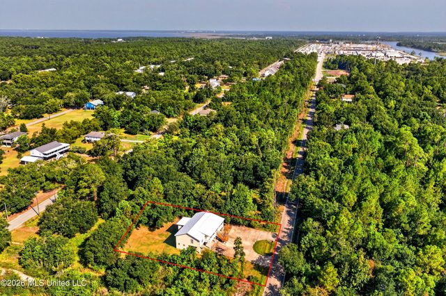 353 Market Street, Pass Christian, MS 39571