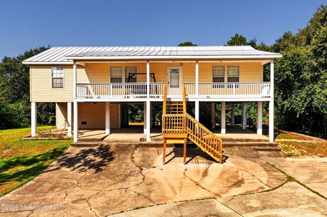 353 Market Street, Pass Christian, MS 39571