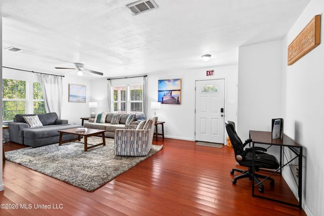 353 Market Street, Pass Christian, MS 39571