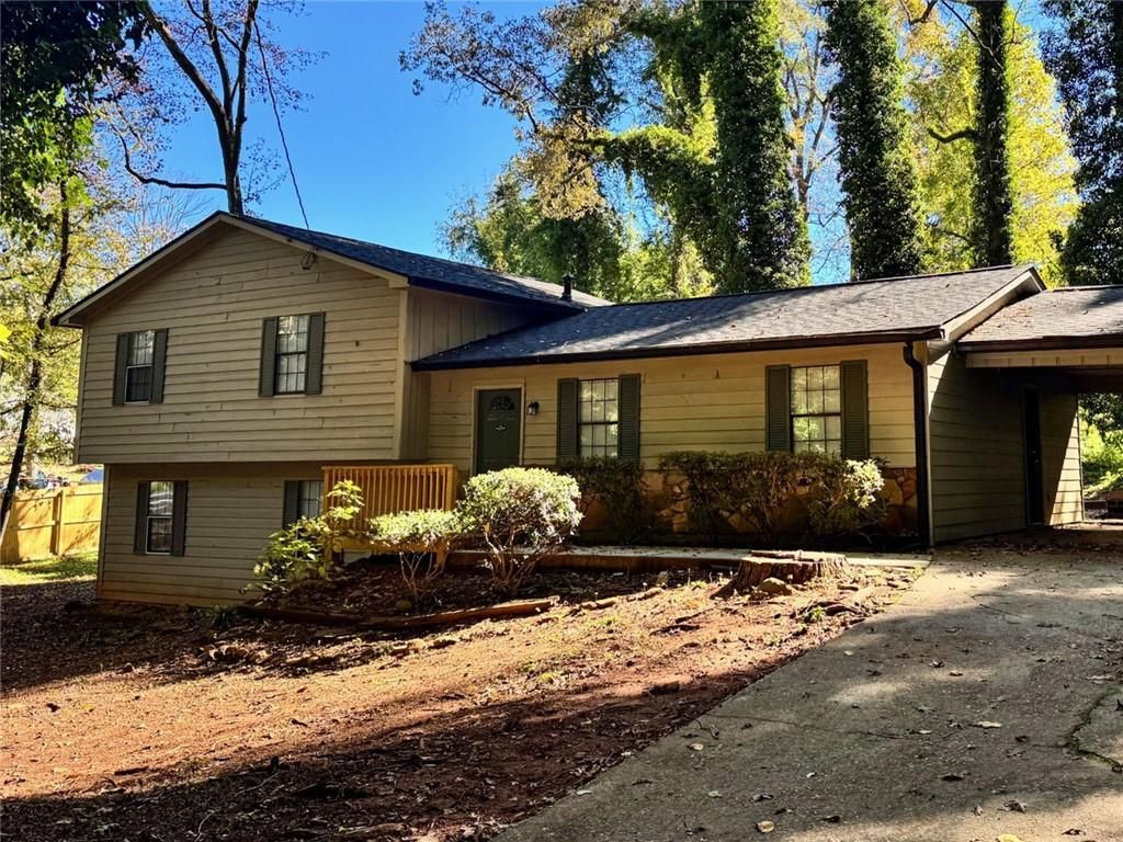 3592 Denby SW Drive, Snellville, GA 30039