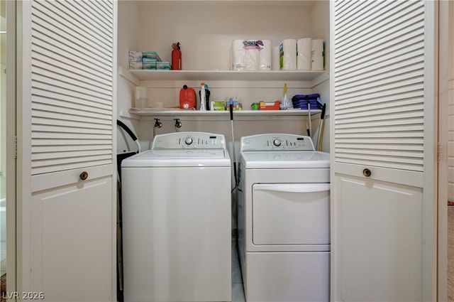 2398 Pickwick Drive, Henderson, NV 89014