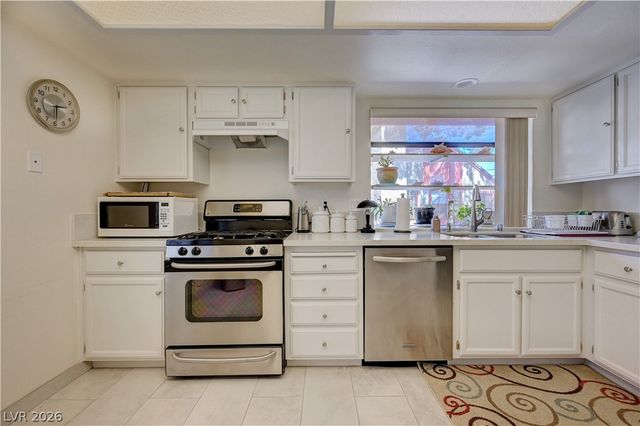 2398 Pickwick Drive, Henderson, NV 89014