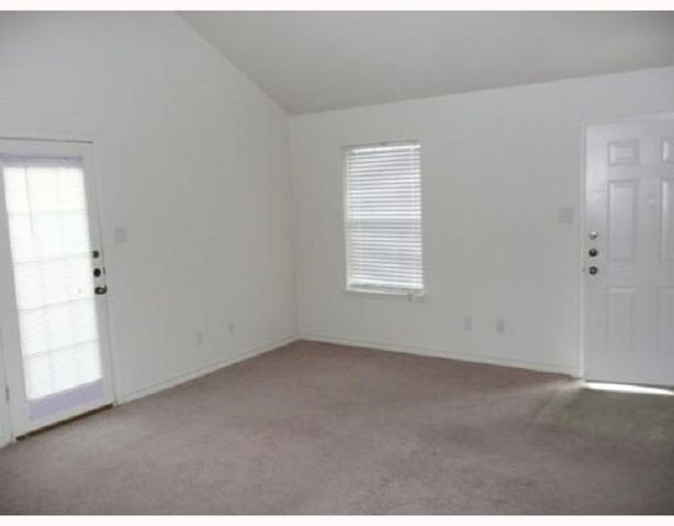 920 Sun Meadow Street, College Station, TX 77845