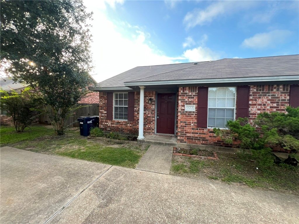 920 Sun Meadow Street, College Station, TX 77845 — photo 2