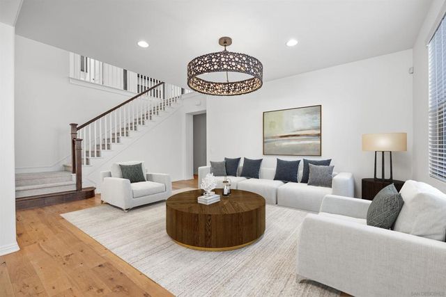 7096 Sitio Frontera, Carlsbad, CA 92009