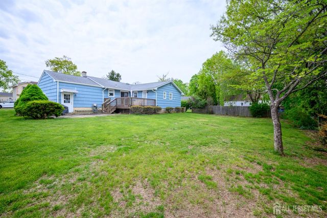 136 Roberts Avenue, Piscataway, NJ 08854