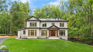 11121 ELMVIEW PL, Great Falls, VA 22066