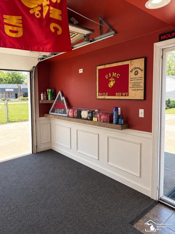 13269 Trenton Road, Southgate, MI 48195