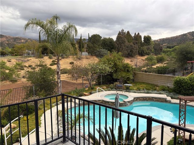 36064 Sharron Way, Yucaipa, CA 92399