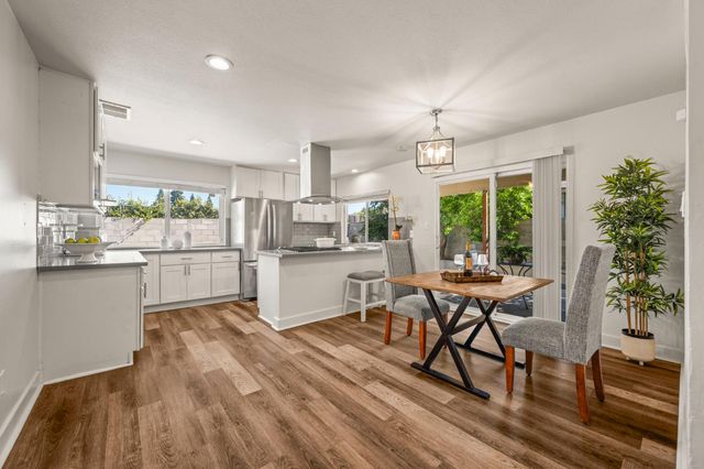 6091 Heath Way, Sacramento, CA 95823
