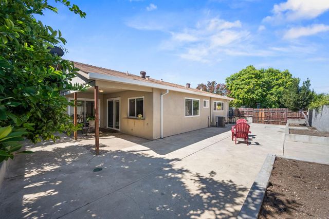 6091 Heath Way, Sacramento, CA 95823