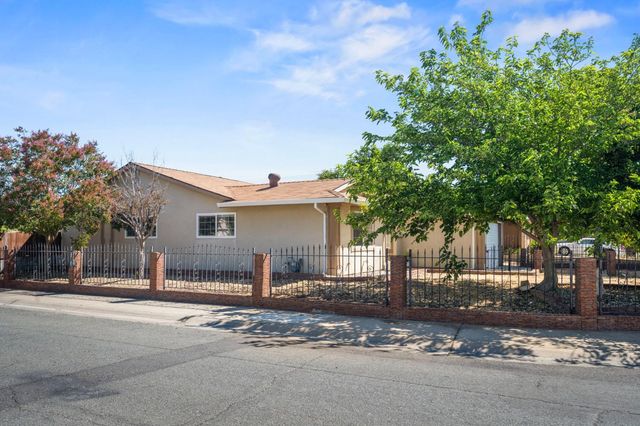 6091 Heath Way, Sacramento, CA 95823