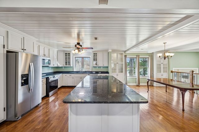 172 Littell Cir, W, Tracy City, TN 37387