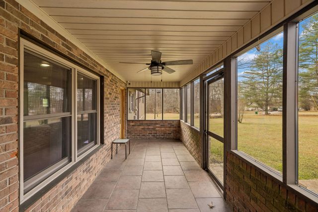 172 Littell Cir, W, Tracy City, TN 37387