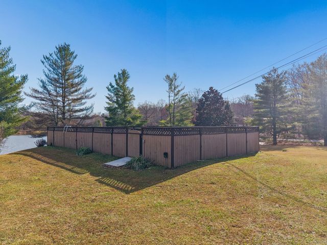 172 Littell Cir, W, Tracy City, TN 37387