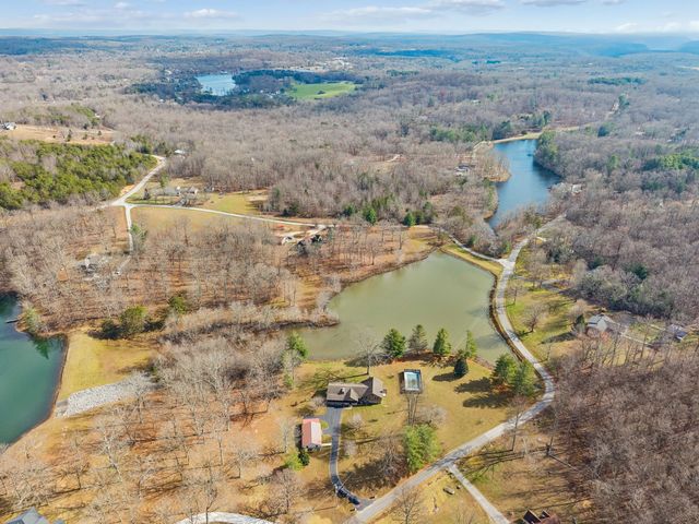 172 Littell Cir, W, Tracy City, TN 37387