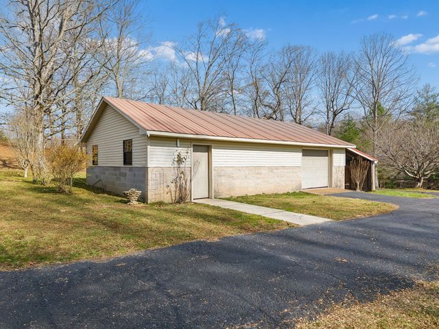 172 Littell Cir, W, Tracy City, TN 37387