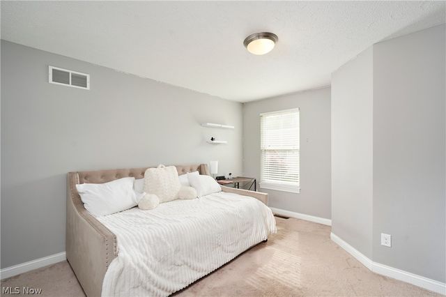3394 Stillwood Boulevard, Stow, OH 44224